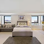 The Waterfront Penthouse I With Parking